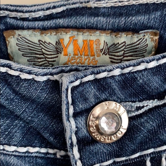YMI Jeans - Capris or High Rise w/ Rhinestones EUC - Picture 5 of 8